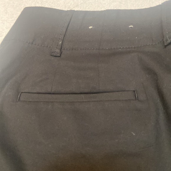 ANN TAYLOR Petite Size 4P Black Shorts - Picture 9 of 10